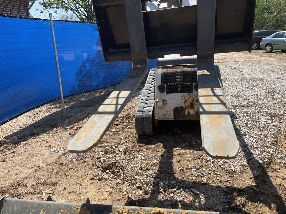 2023 BOBCAT 36" Mini Skid Steer Fork Carriage - Bobcat