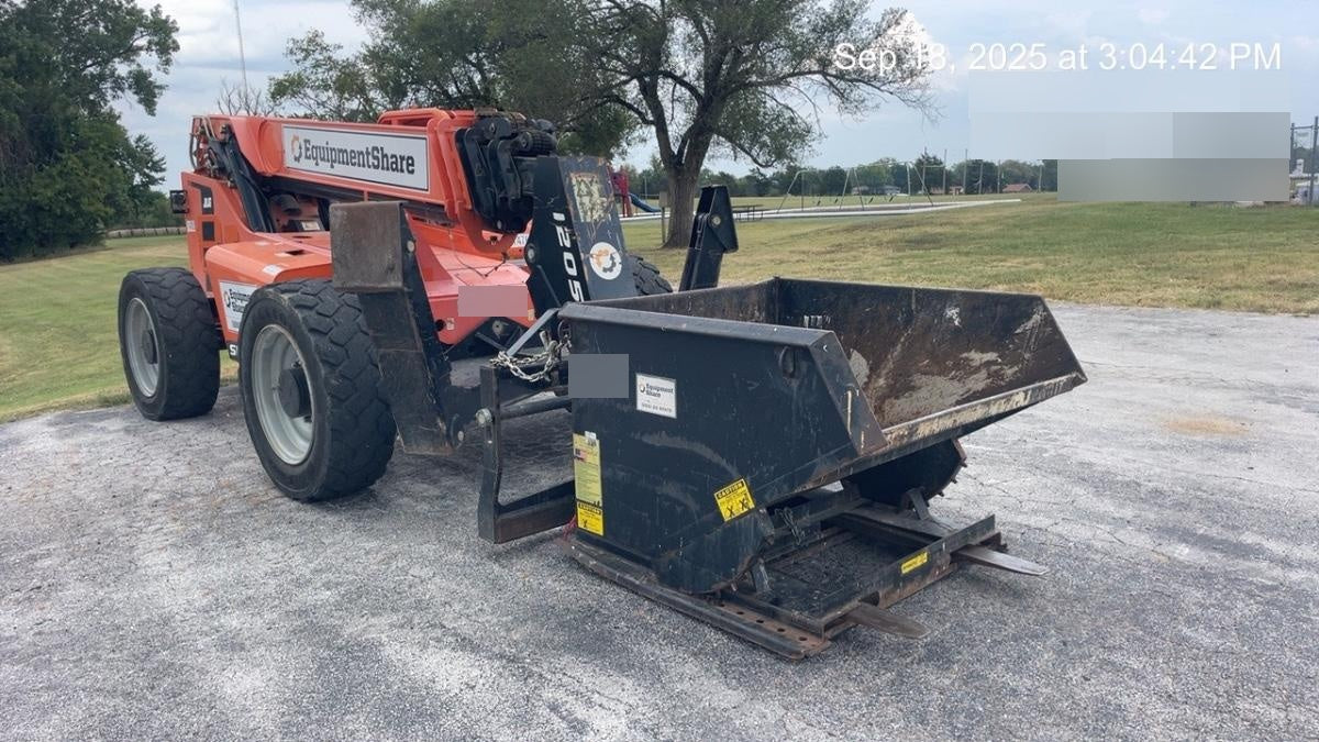 2019 ARROW MATERIAL HANDLING Dump Hopper