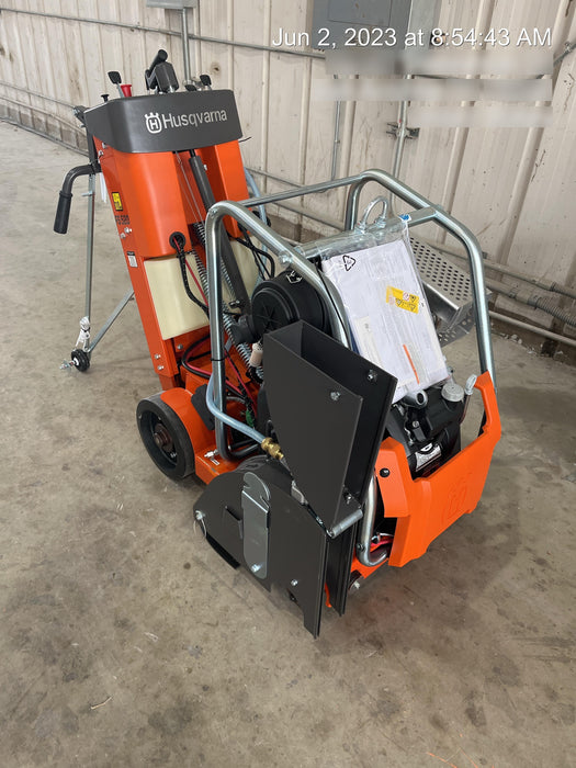 2023 HUSQVARNA FS520