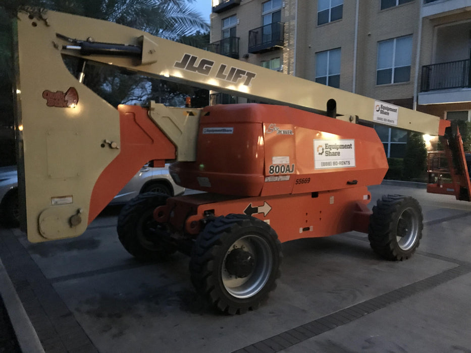 2020 JLG 800AJ
