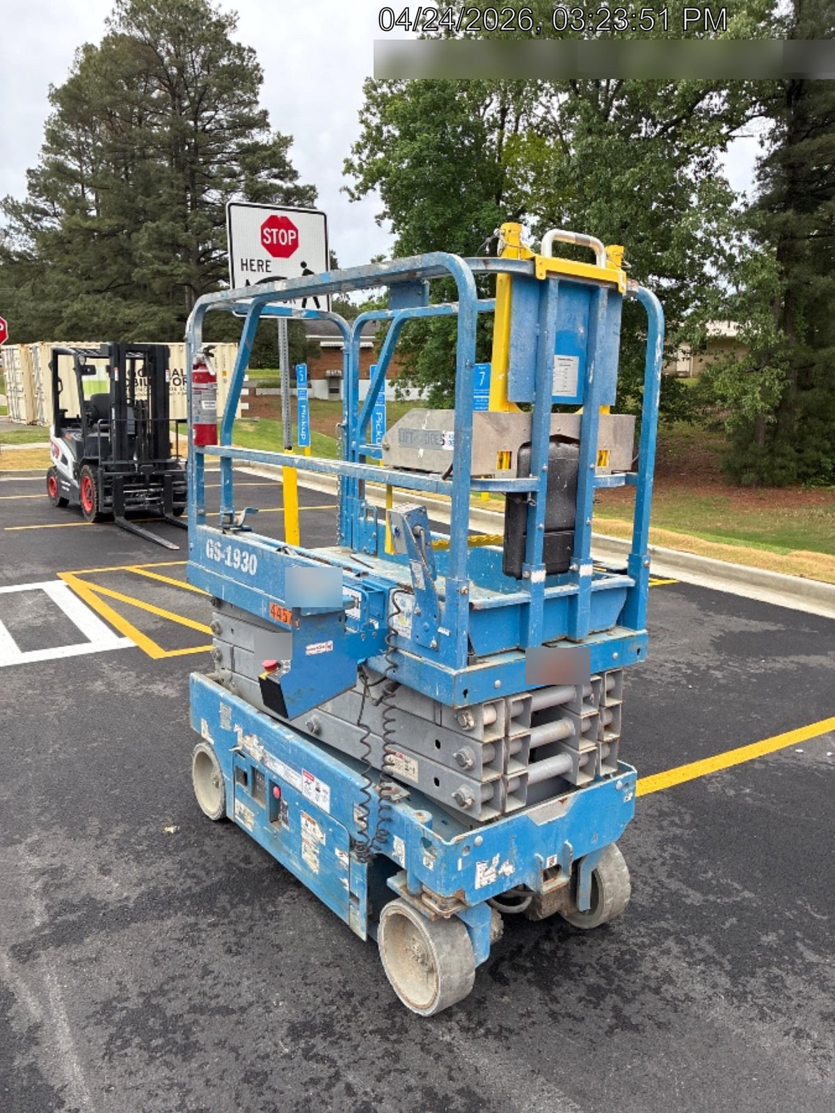 2019 Genie GS-1930 Fixed rails with chain Entry