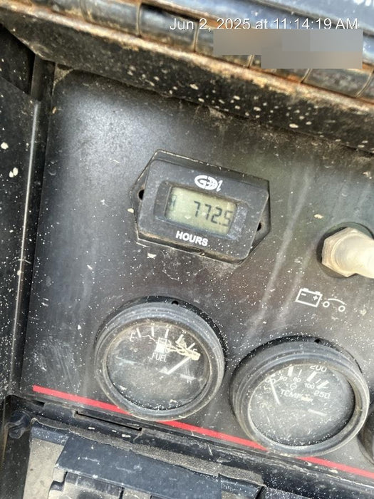 2019 Lincoln Electric Vantage 322 Welder Ready-Pak 3, Two wheel trailer, Fender and Light kit, Cable Rack