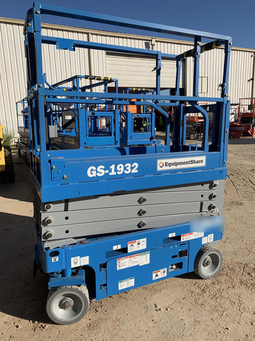 2021 GENIE GS-1932