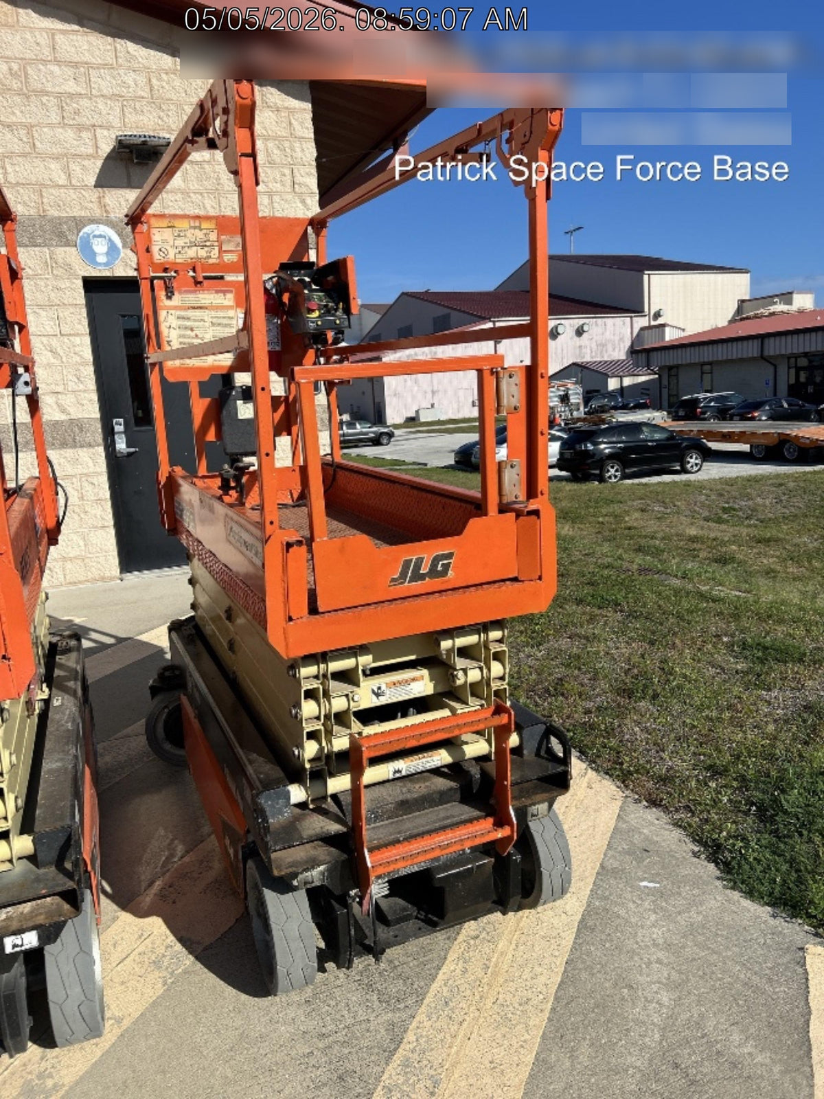 2022 JLG ES1932