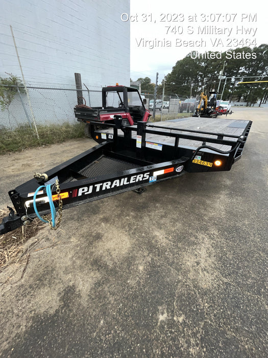 2023 PJ TRAILERS F8