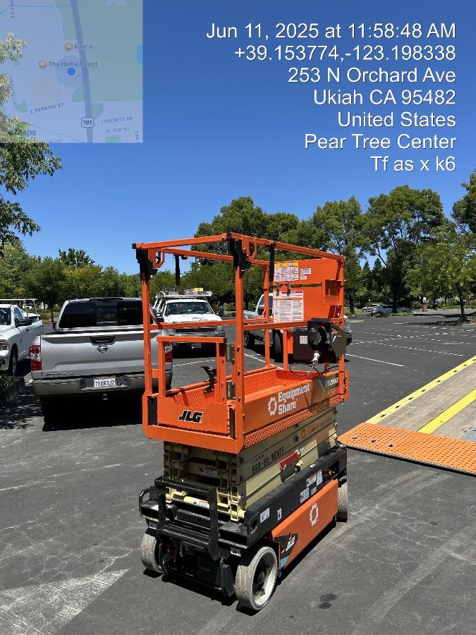 2025 JLG ES1932