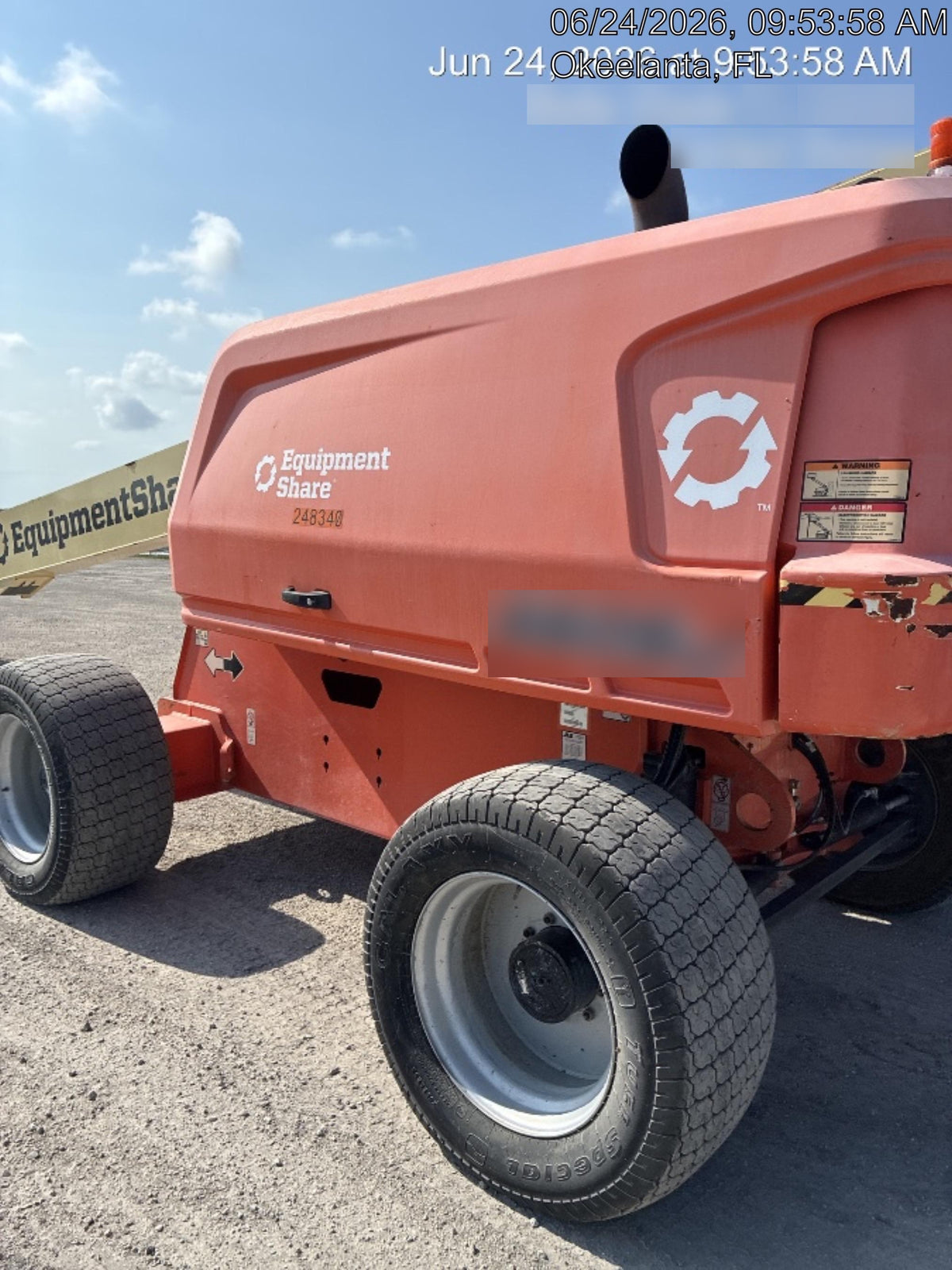 2022 JLG 660SJ