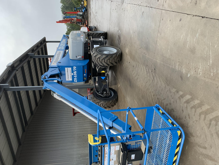 2020 GENIE ZX-135/70