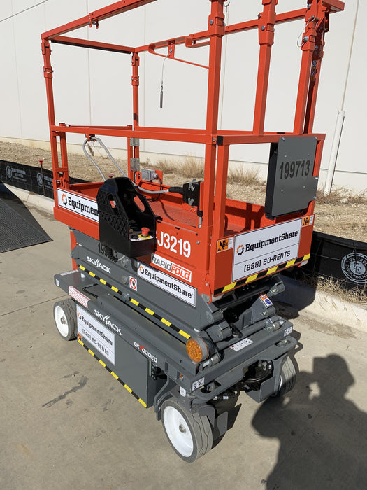 2021 SKYJACK SJ3219