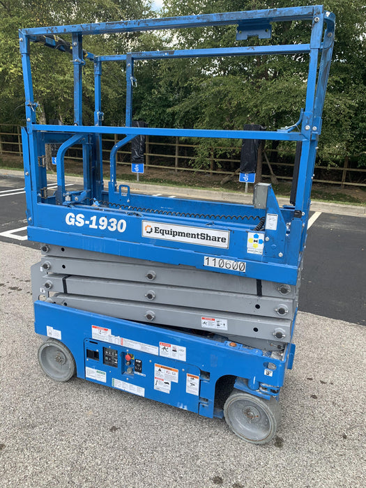 2020 Genie GS-1930 Solid Non Marking Tires, Beacon, Folding rails with half height swing gate