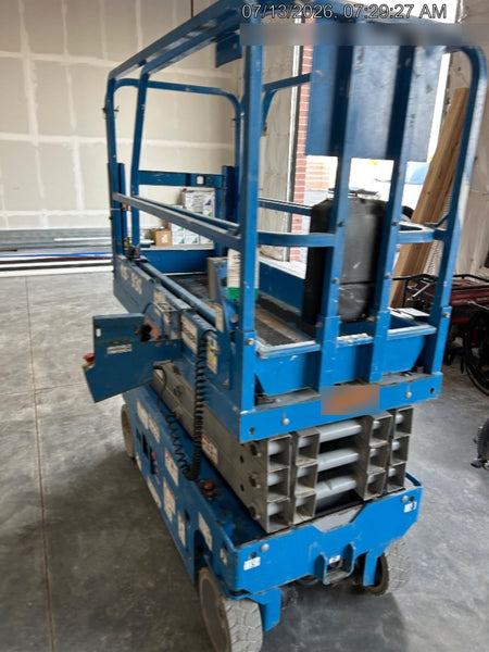 2019 Genie GS-1930 Half Height Swing Gate, 800W Inverter
