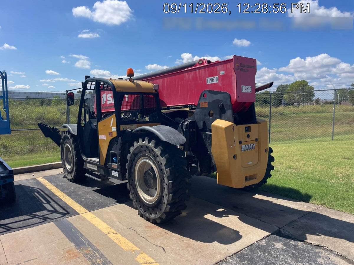 2021 SANY STH1056