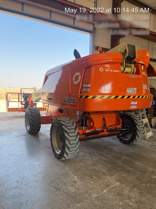2022 JLG 600S