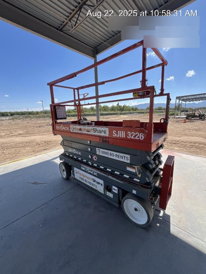 2018 SKYJACK SJIII-3226