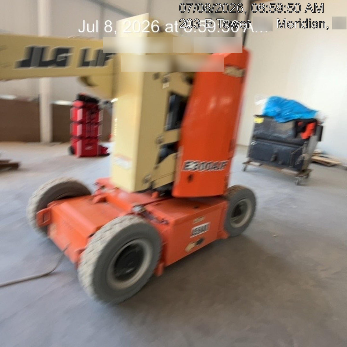 2019 JLG E300AJP