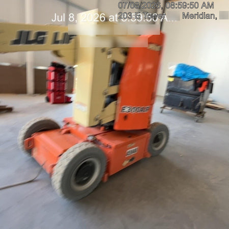 2019 JLG E300AJP