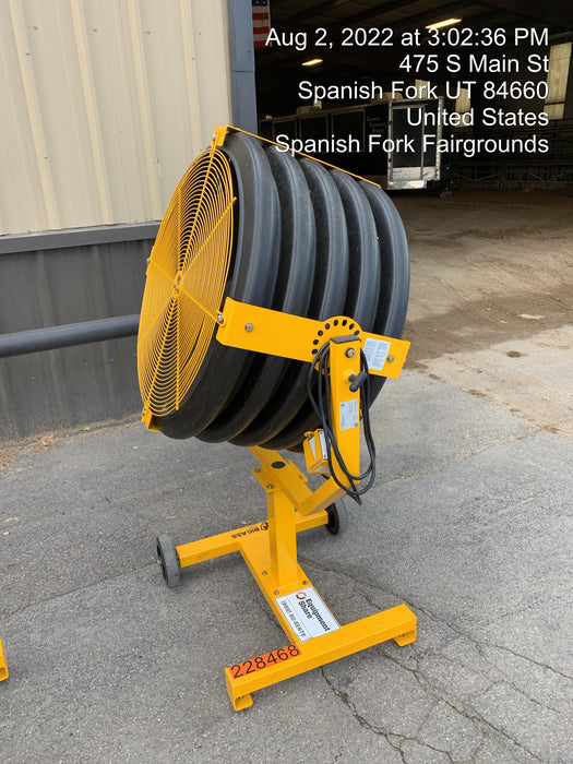 2022 BIG ASS FANS Yellow Jacket