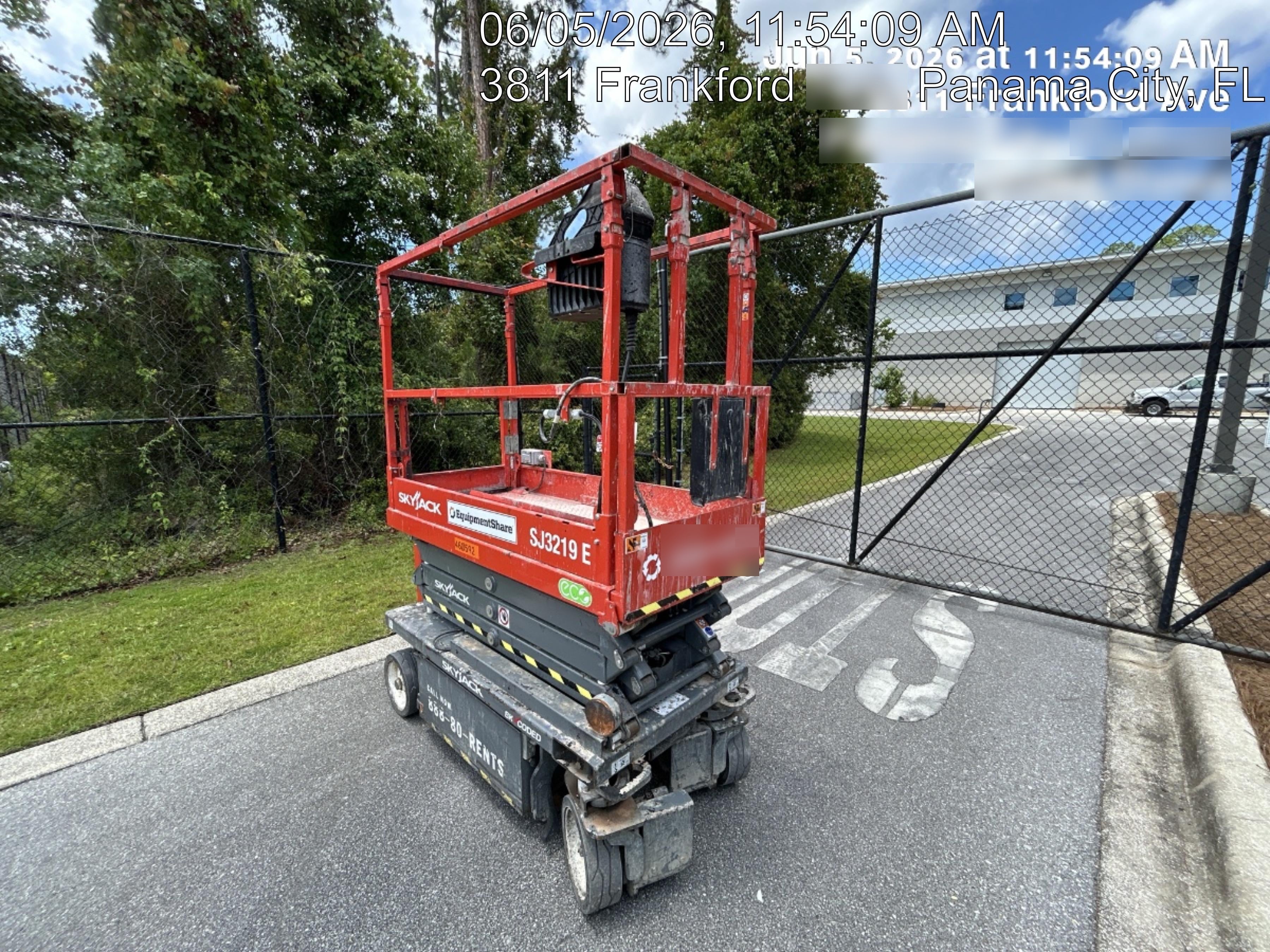 2024 Skyjack SJ3219 Electric Drive, Sld NM Tires, DBcns, RFRails, Power to Platform, T3 + Access Control