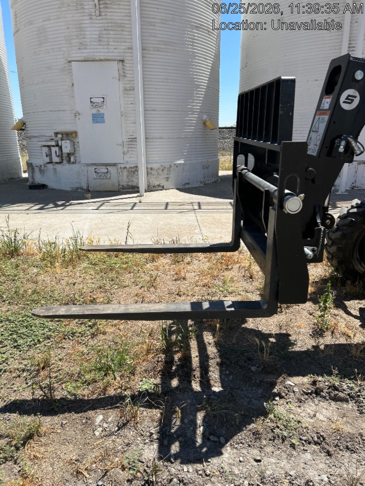 2025 JLG 519