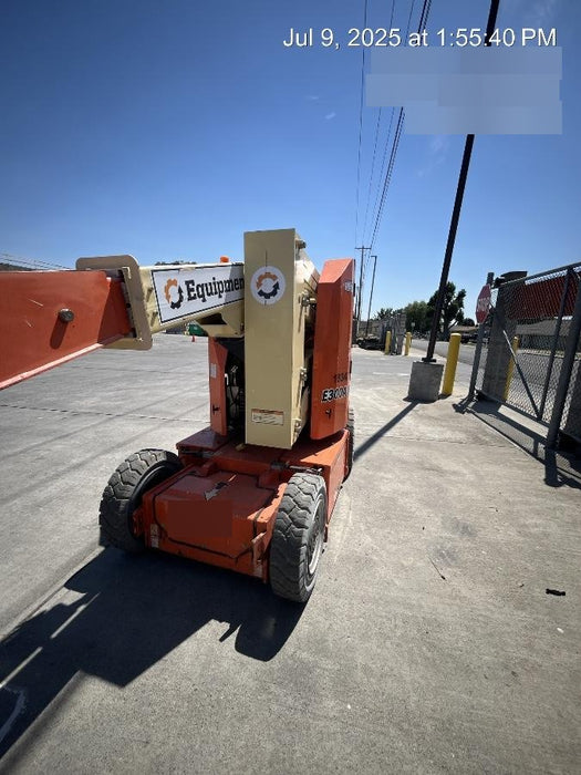 2019 JLG E300AJP