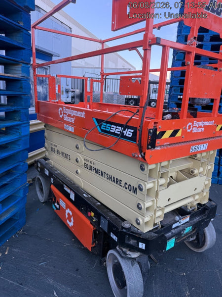 2025 JLG ES3246