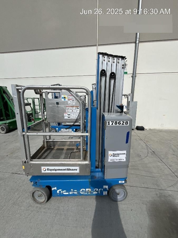 2021 GENIE GR-20