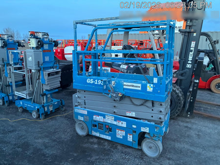 2020 Genie GS-1930 Solid Non Marking Tires, Beacon, Folding rails with half height swing gate