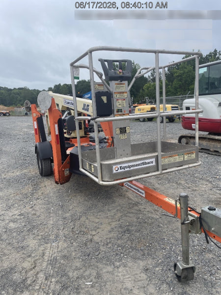 2022 JLG T350