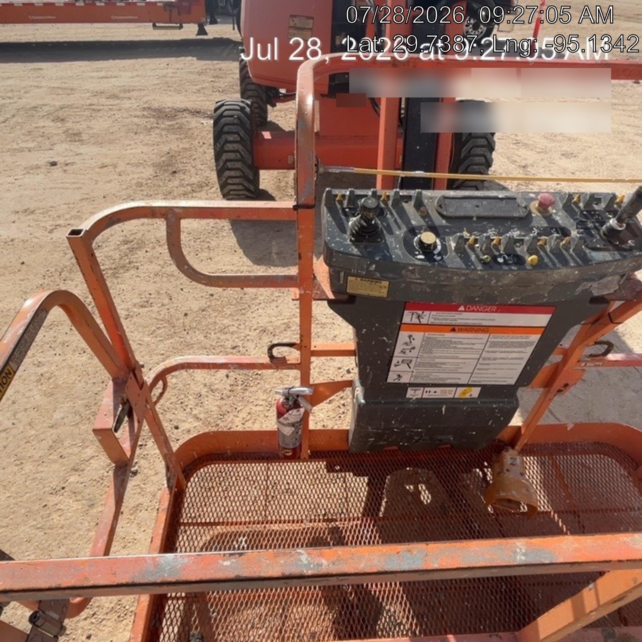 2019 JLG 450AJ