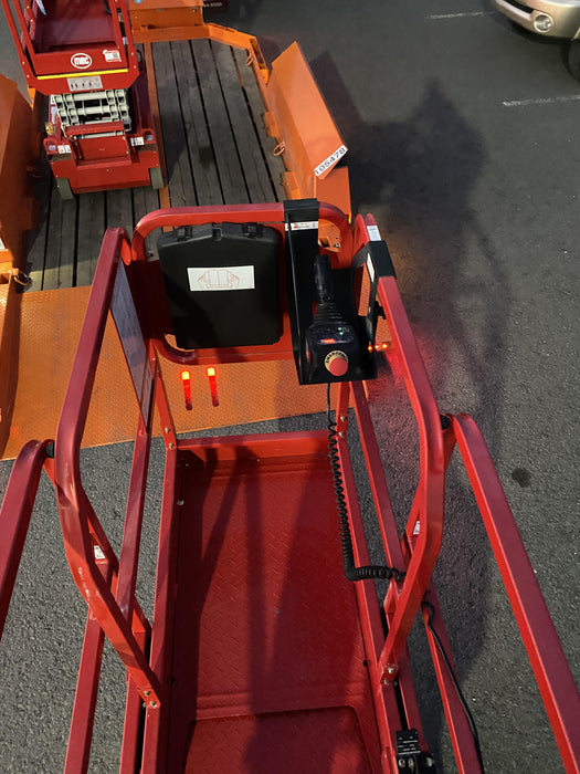 2020 MEC 1330SE Solid NM Tires, Steel Swing out Doors, LCS, Beacon, 900W Invertor