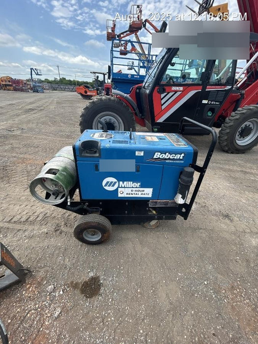 2019 Miller Electric BOBCAT 250 Standard w/Running Gear, Bracket, Hose