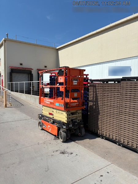 2022 JLG ES1932