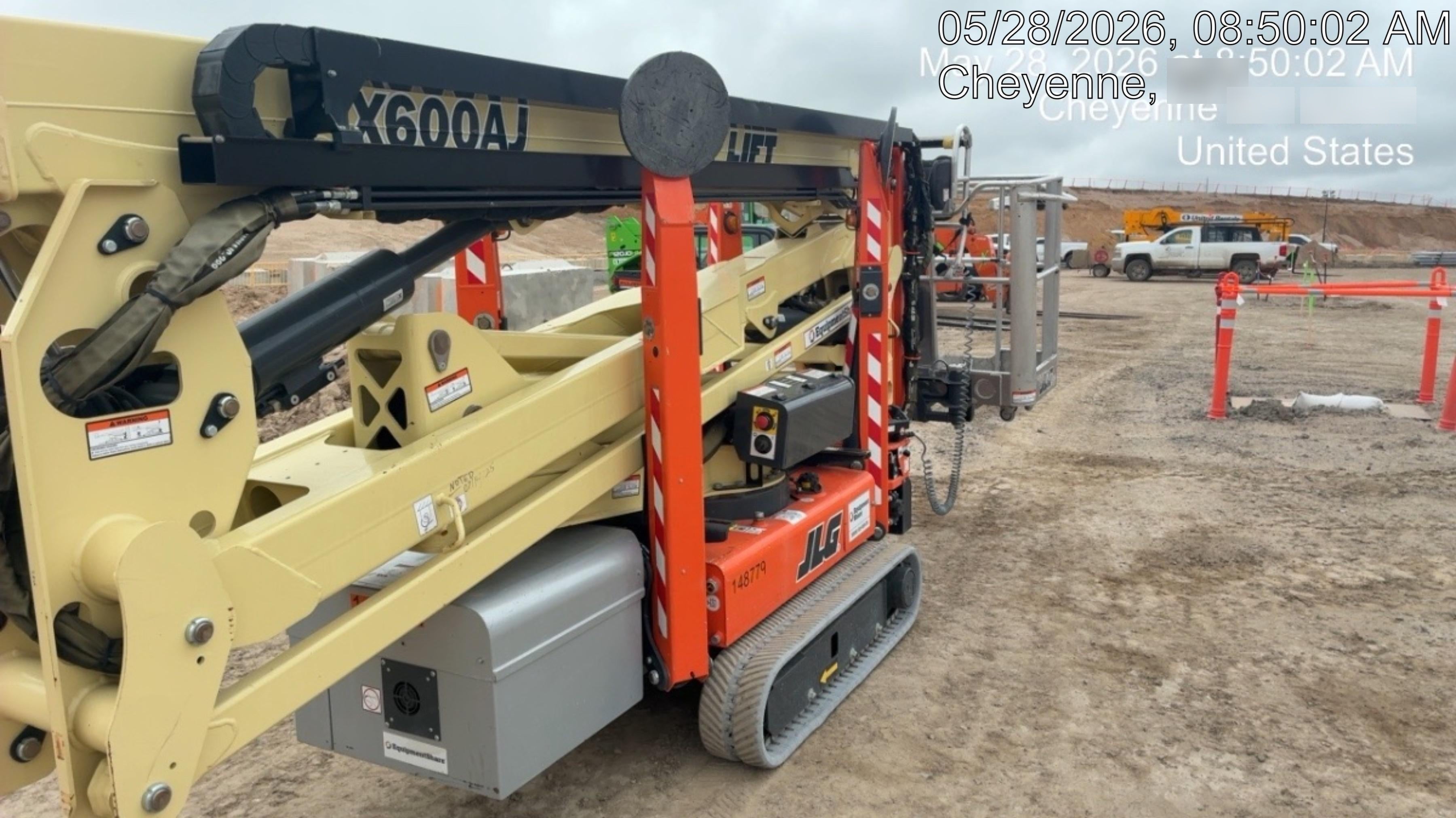 2021 JLG X600AJ