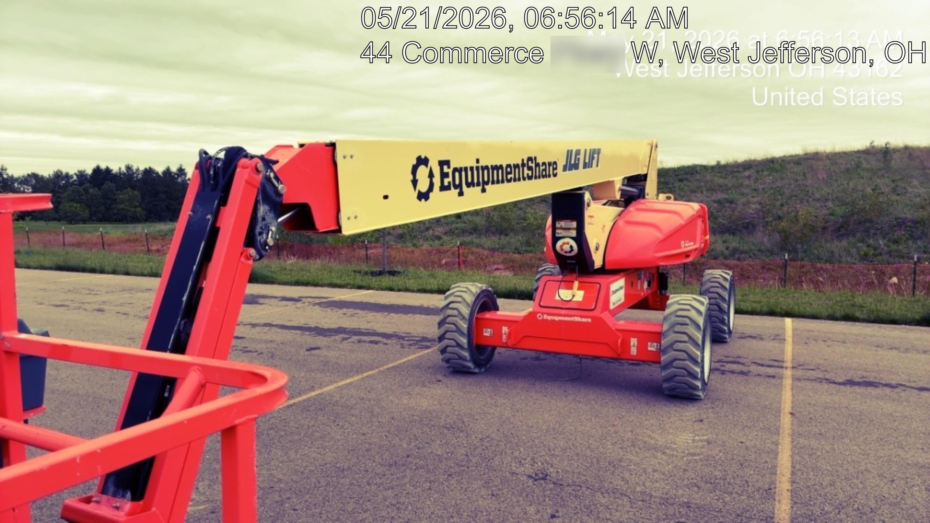 2023 JLG EC600SJ