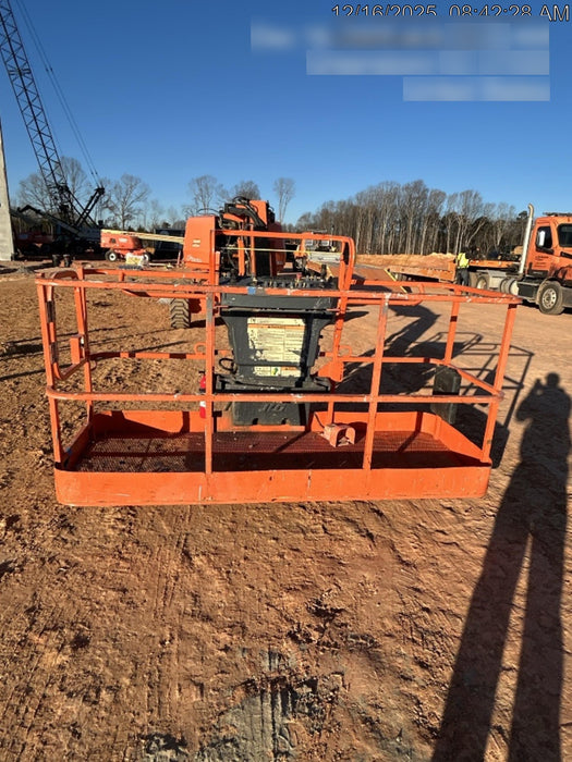 2020 JLG 660SJ
