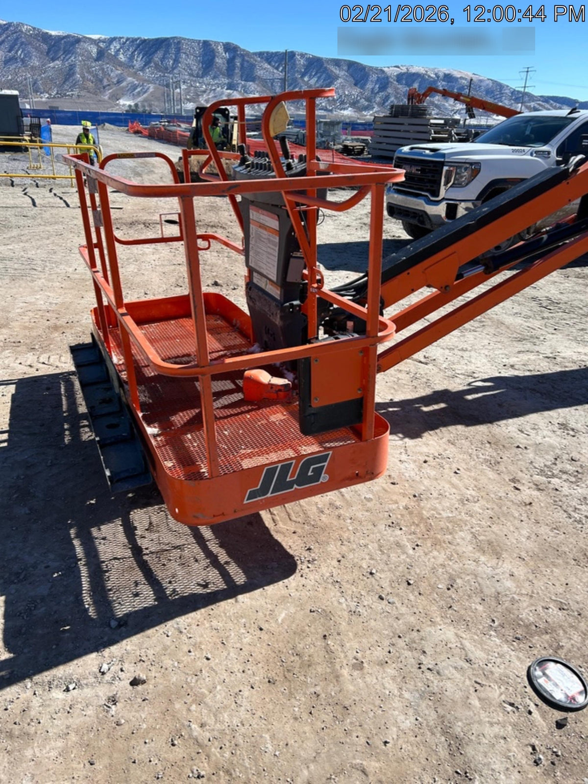 2020 JLG 660SJ