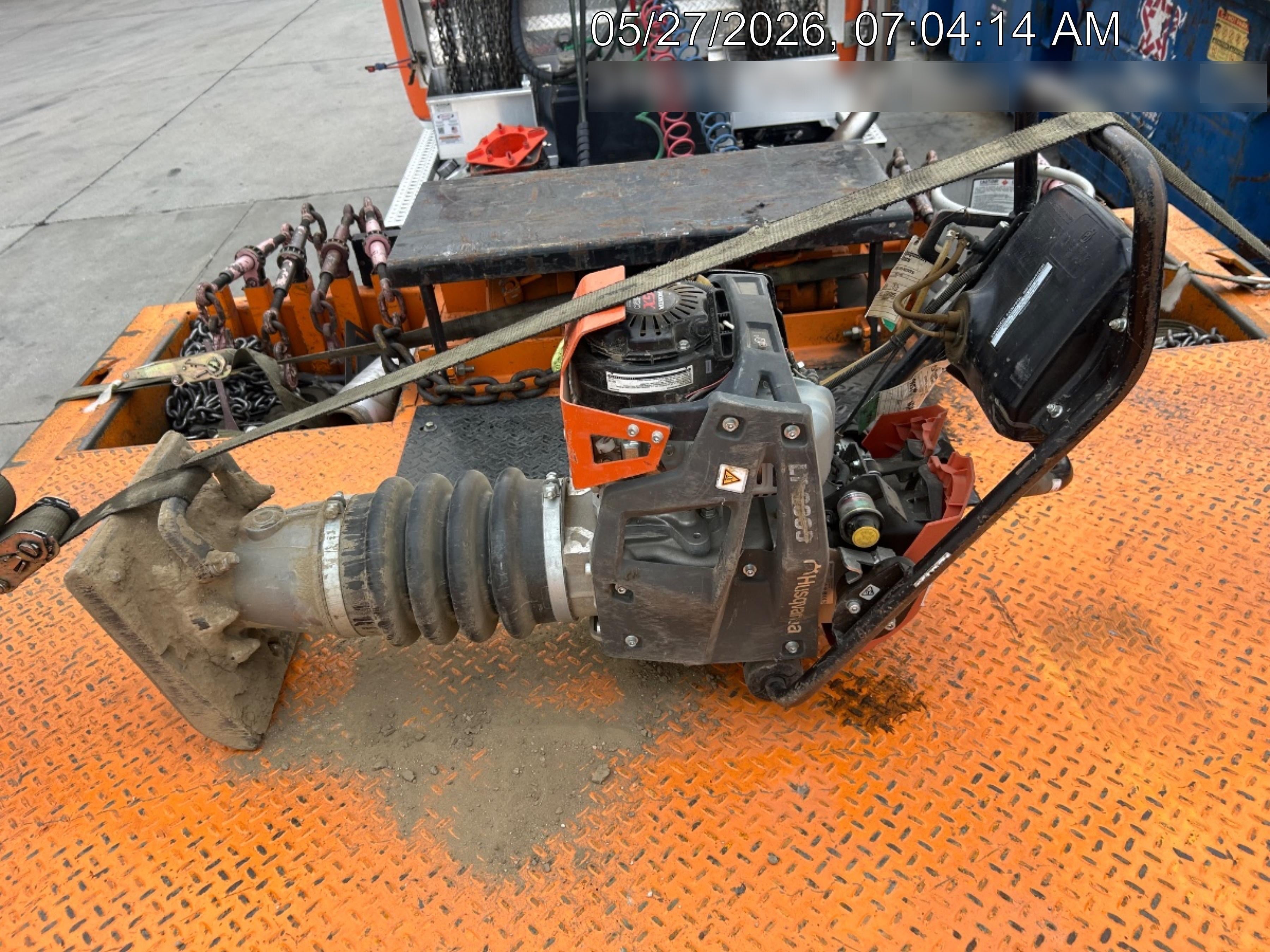 2024 HUSQVARNA LT6005