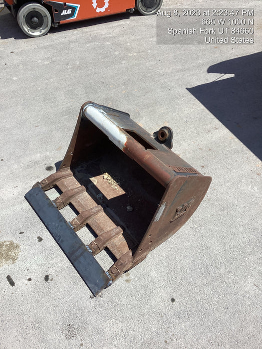 2020 TAG MANUFACTURING 30" Bucket - Tag