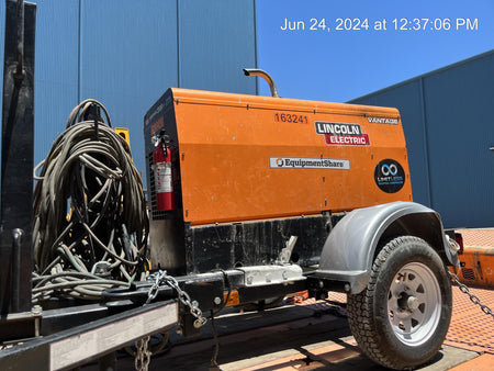2021 Lincoln Electric Vantage 322 Vantage 322 Ready Pak 3 w/ Decals, ORANGE (includes trailer, cable rack, fender light kit) NO Telematics
