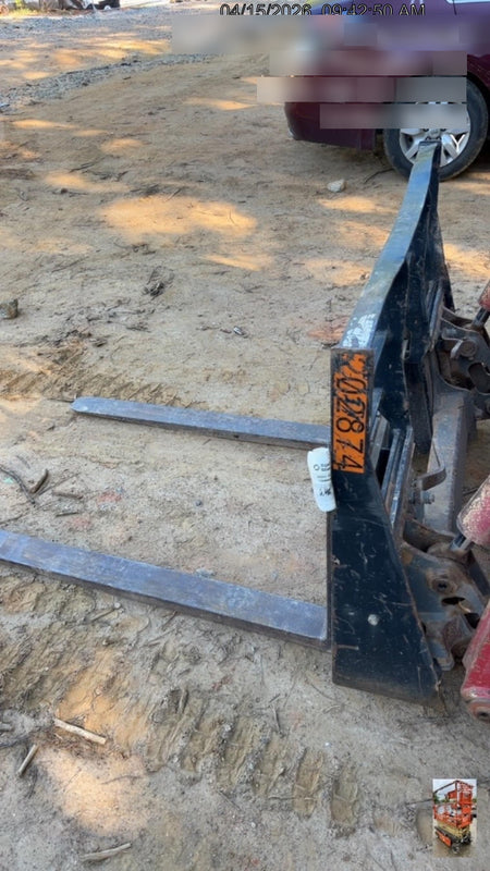 2022 ARROW MATERIAL HANDLING 60" Pallet Forks - Arrow