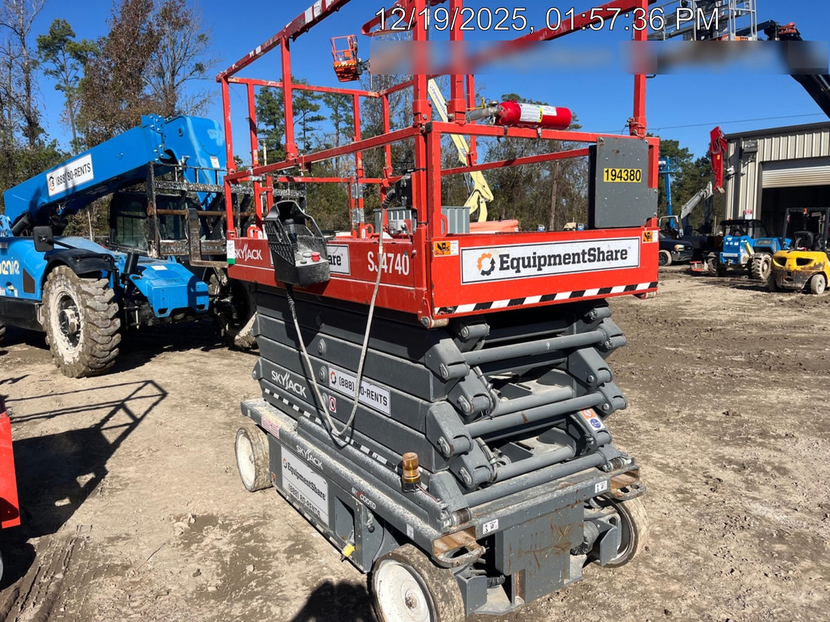 2021 SKYJACK SJ4740