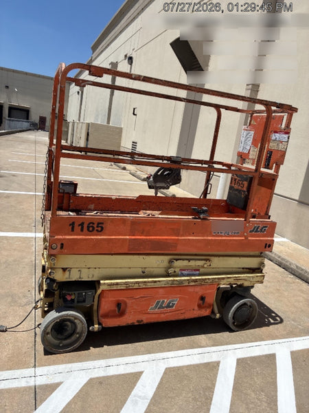 2016 JLG 1930ES