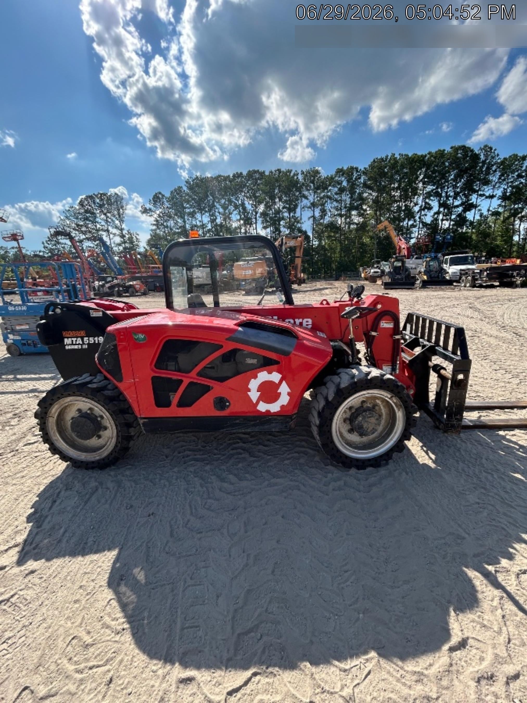 2023 MANITOU MTA5519