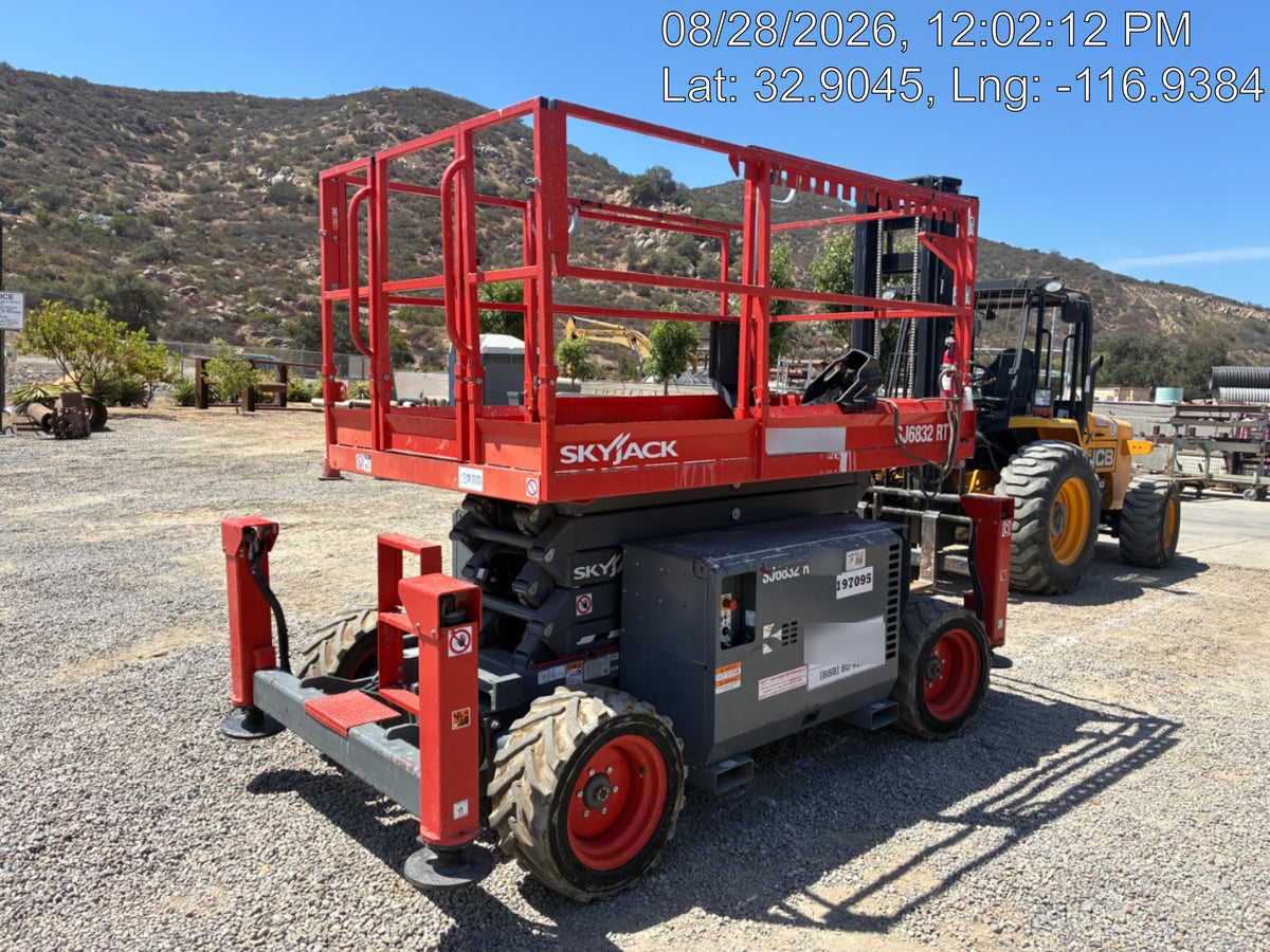 2022 SKYJACK SJ6832 RT