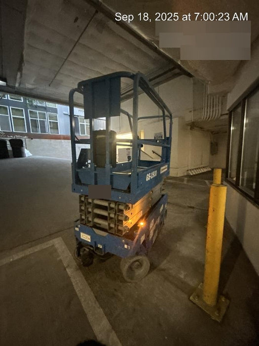 2019 Genie GS-1930 Half Height Swing Gate, 800W Inverter