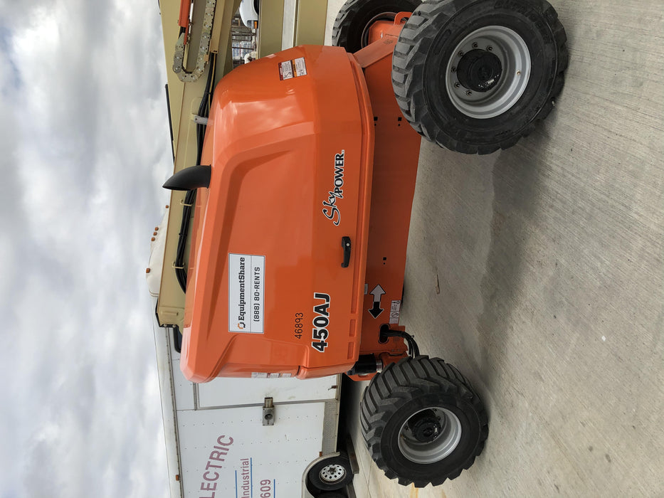 2019 JLG 450AJ
