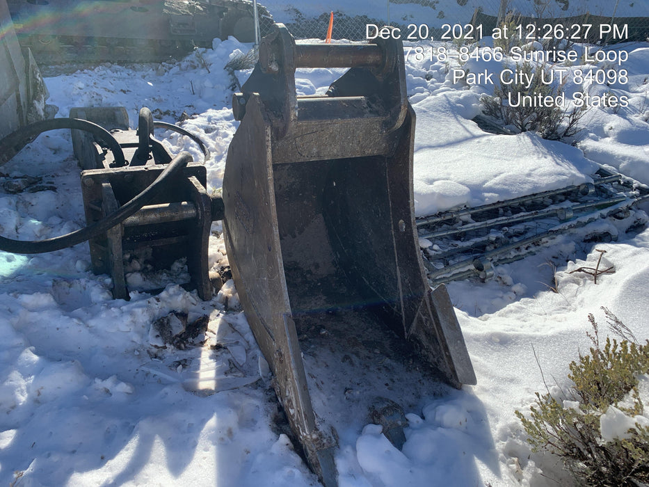 2020 DOOSAN 24" Bucket-Doosan