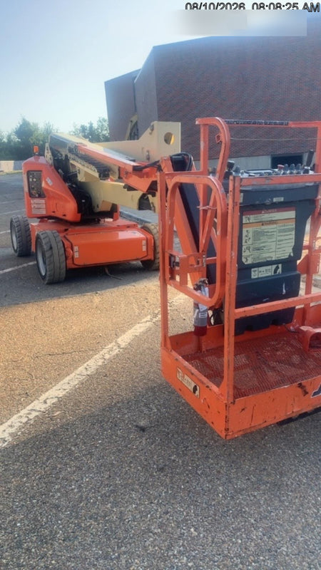 2019 JLG E450AJ