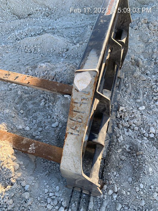 2021 PALADIN 48" Pallet Forks - Paladin