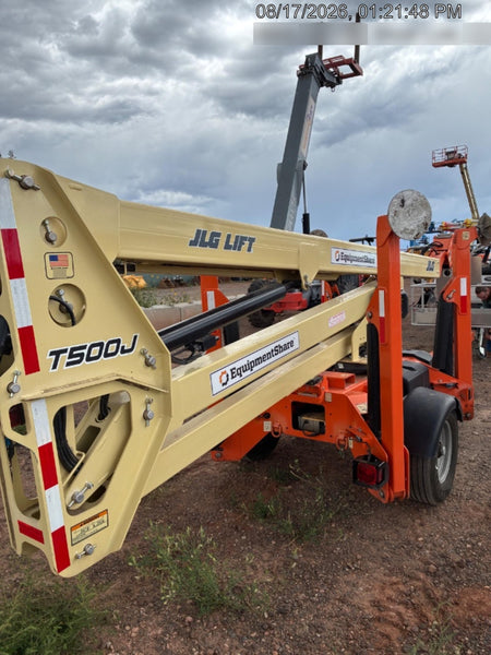 2021 JLG T500J
